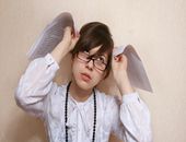 取得增值稅專用發(fā)票，認證不通過怎么辦？開具紅字發(fā)票需到稅務(wù)機關(guān)嗎？